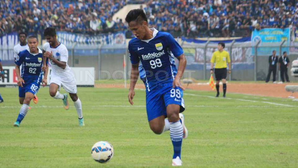 Yandi Sofyan, Persib Bandung. Copyright: © Ginanjar/INDOSPORT